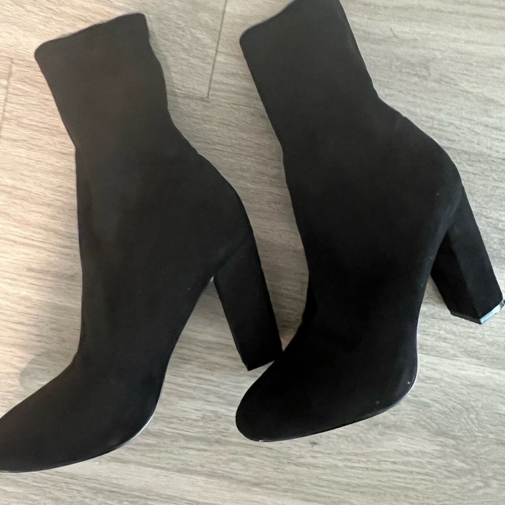 Black ankle booties
